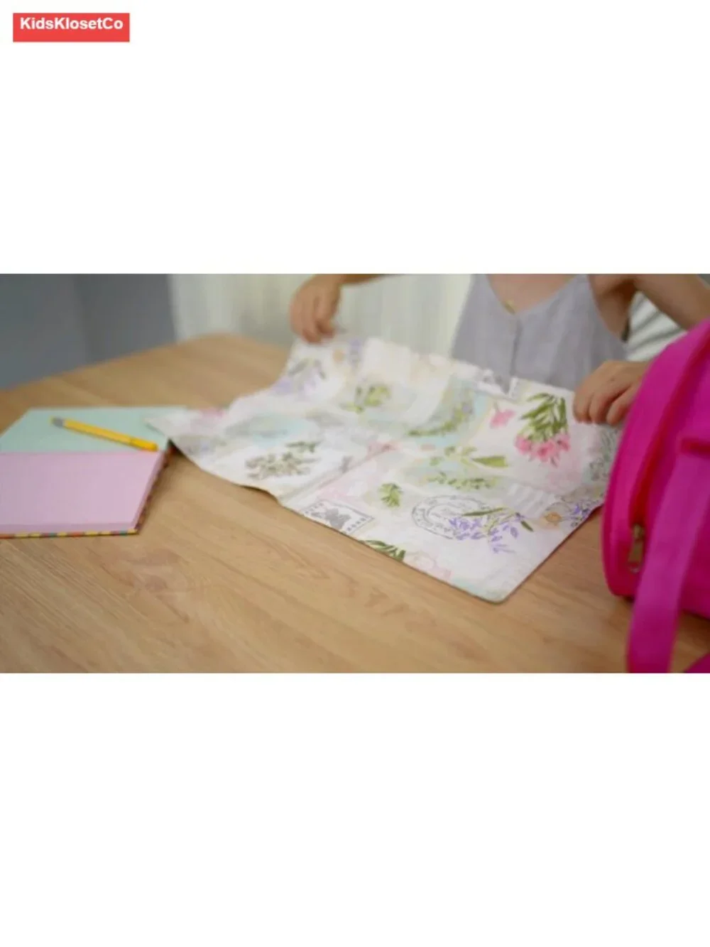 Foldable Bento Lunch Box for Kids All-in-One with Utensils